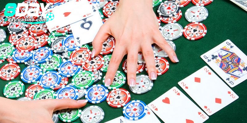 Poker khá phổ biến, luôn được lòng nhiều người chơi